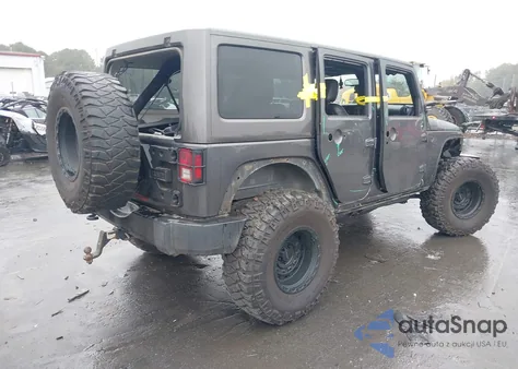 2017 Jeep Wrangler Unlimited Smoky Mountain 4X4 из США, поврежденный, VIN 1C4BJWEG6HL685937